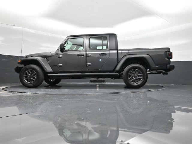 New 2026 Jeep Gladiator Sport AWD/4WD image 39