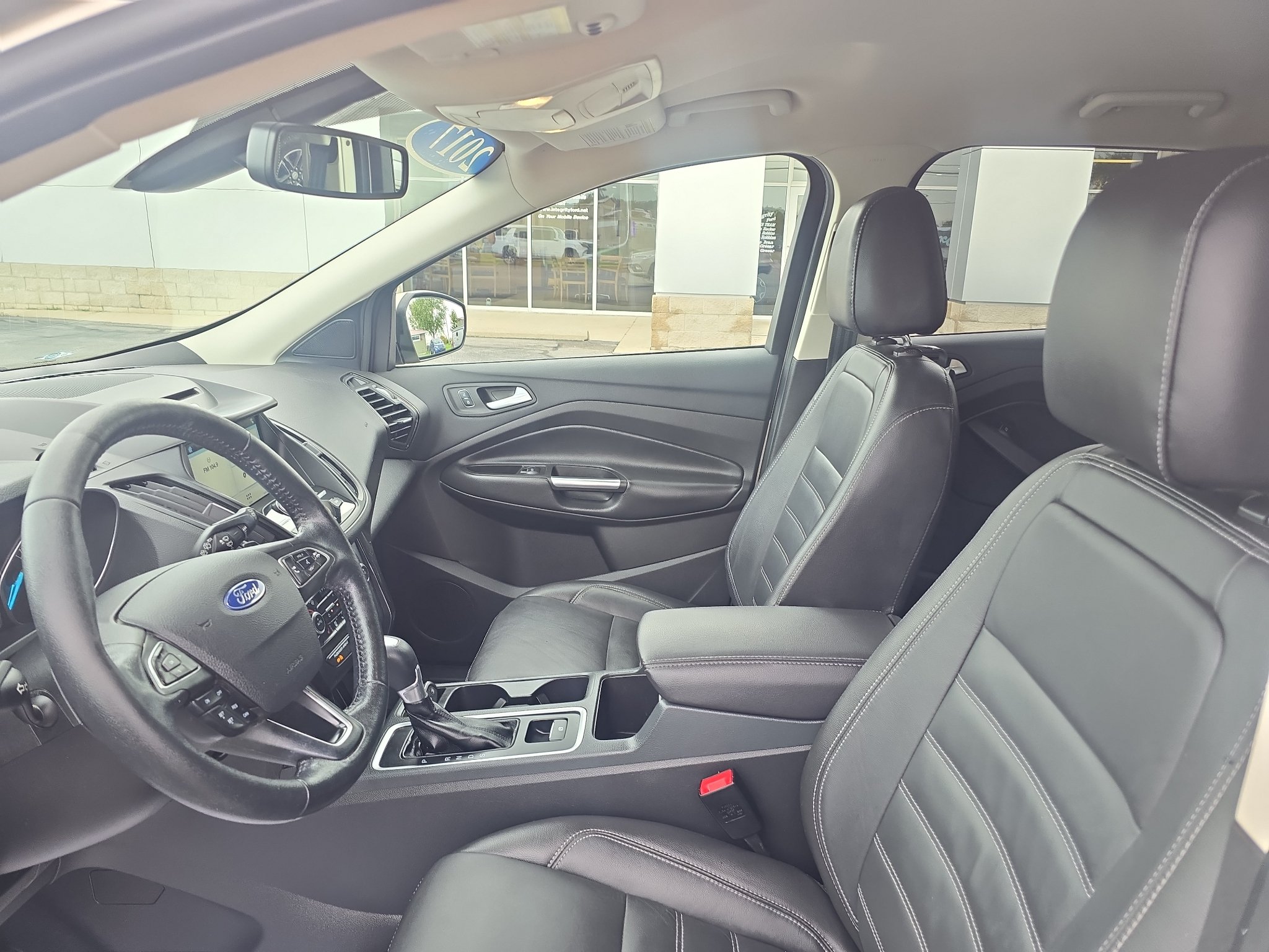 Used 2017 Ford Escape Titanium FWD image 14
