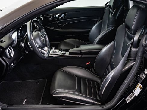 Used 2017 Mercedes-Benz SLC 43 AMG image 22