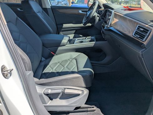 New 2026 Volkswagen Atlas SE image 36