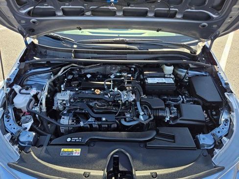 Used 2025 Toyota Corolla LE image 31