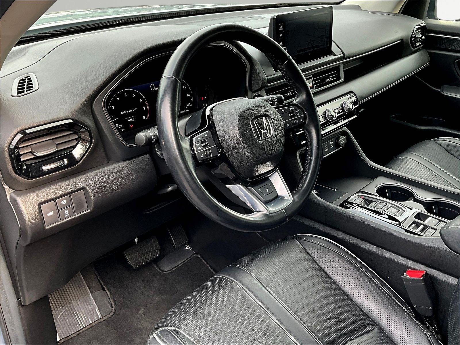 Used 2023 Honda Pilot Elite image 17