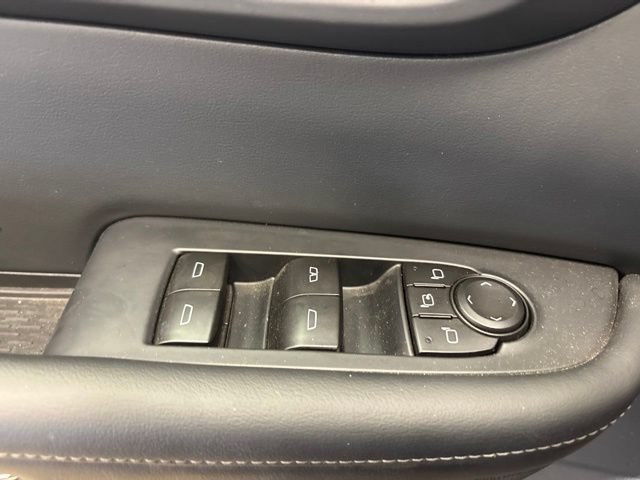 Used 2026 Buick Enclave Preferred FWD image 38