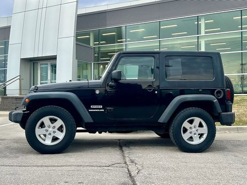 Used 2010 Jeep Wrangler Sport image 3