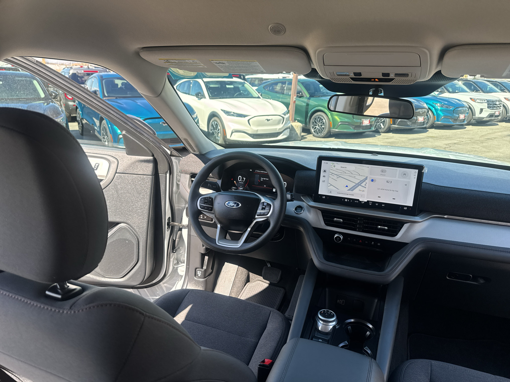 Used 2026 Ford Explorer Active RWD image 23