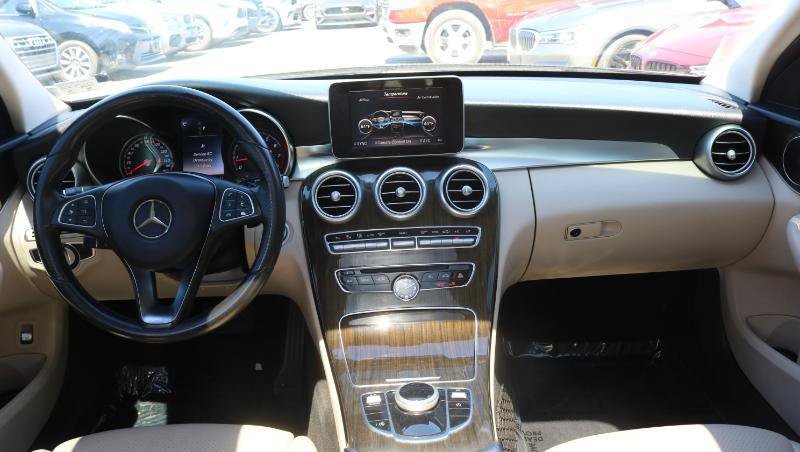 Used 2018 Mercedes-Benz C 300 Sedan w/ Premium Package image 21