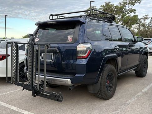 Used 2024 Toyota 4Runner TRD Off-Road Premium image 4