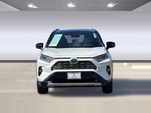 Used 2020 Toyota RAV4 XSE image 5