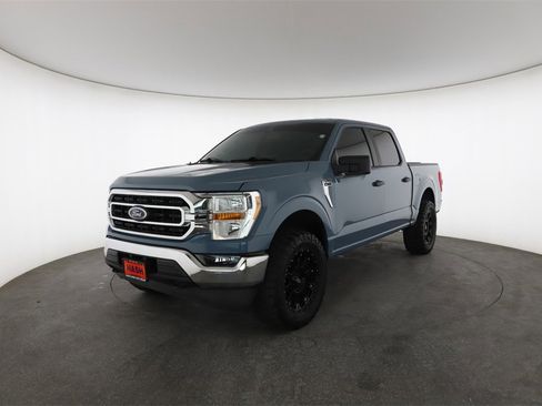 Used 2023 Ford F150 XLT image 5