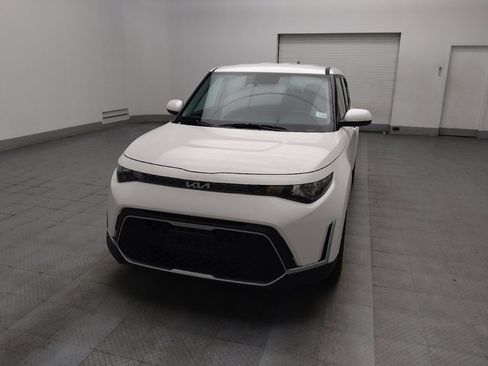 Used 2025 Kia Soul LX image 15
