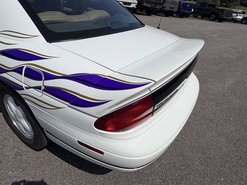 Used 1995 Chevrolet Monte Carlo Z34 FWD image 13