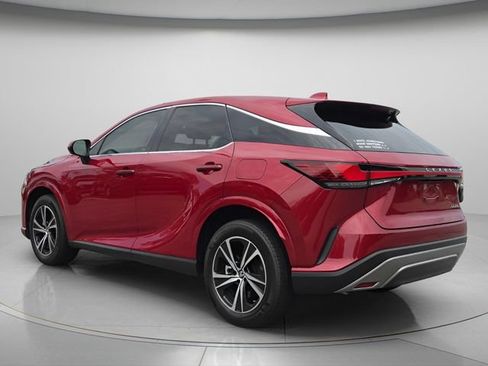 Used 2024 Lexus RX 350 FWD w/ Technology Package image 4