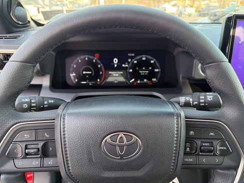 New 2026 Toyota 4Runner Limited image 14