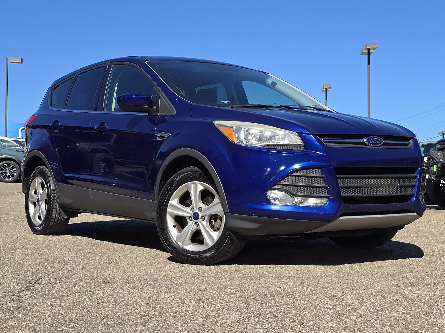Used 2016 Ford Escape SE AWD/4WD image 2