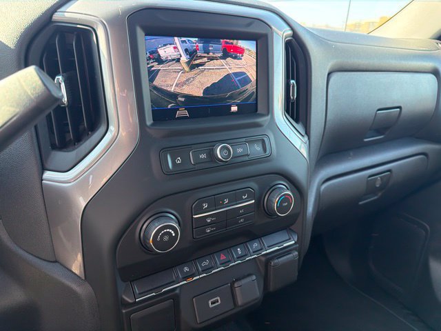 Used 2020 Chevrolet Silverado 1500 Custom w/ Custom Value Package AWD/4WD image 18