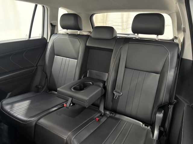 Used 2024 Volkswagen Tiguan SE AWD/4WD image 20