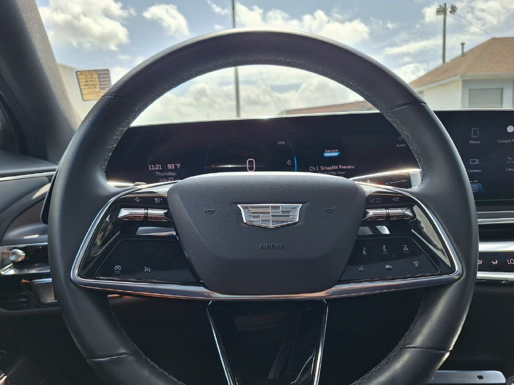 Certified 2024 Cadillac Lyriq Tech w/ Driver Assist Package AWD/4WD image 17