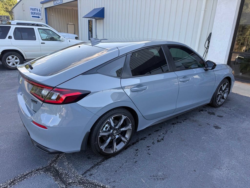 Used 2026 Honda Civic Sport Touring image 4