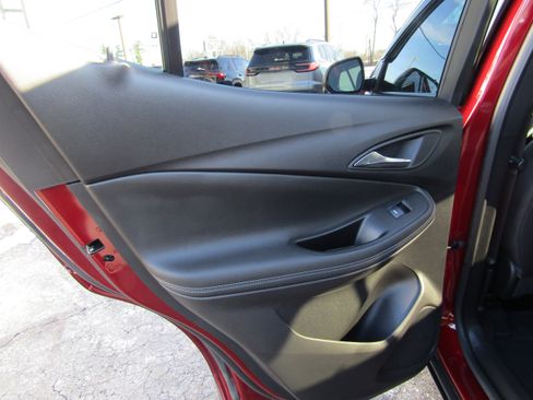 Used 2022 Buick Encore GX Essence w/ Experience Buick Package image 13