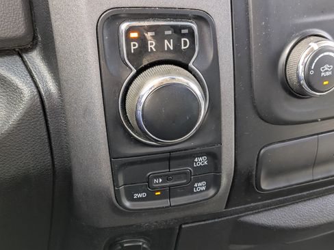 Used 2018 RAM 1500 Express image 11