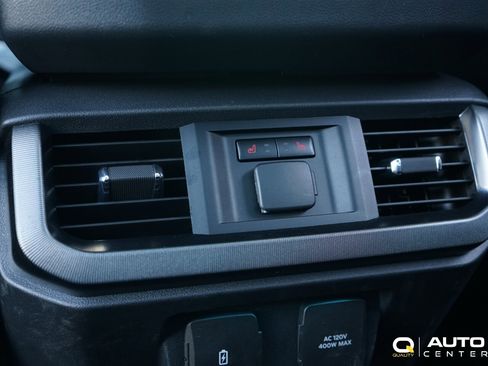 Used 2023 Ford F150 Platinum w/ FX4 Off-Road Package image 48