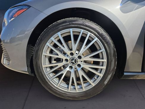 Used 2025 Mercedes-Benz CLA 250 image 14