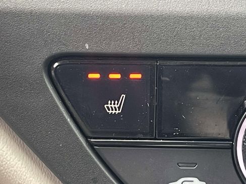 Used 2025 Honda Accord SE image 27