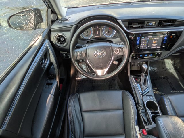 Used 2017 Toyota Corolla XSE FWD image 14