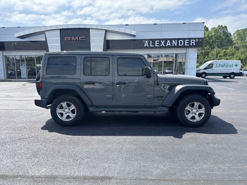 Used 2021 Jeep Wrangler Unlimited Sport w/ Sun And Sound Package AWD/4WD image 2