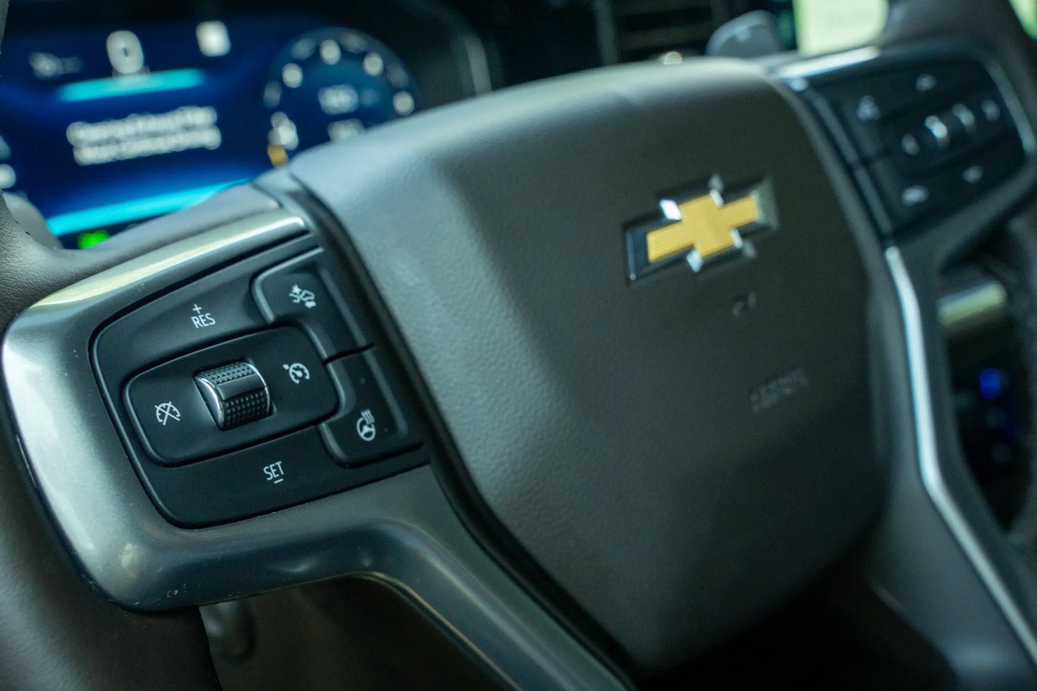 Used 2024 Chevrolet Silverado 1500 LTZ AWD/4WD image 25