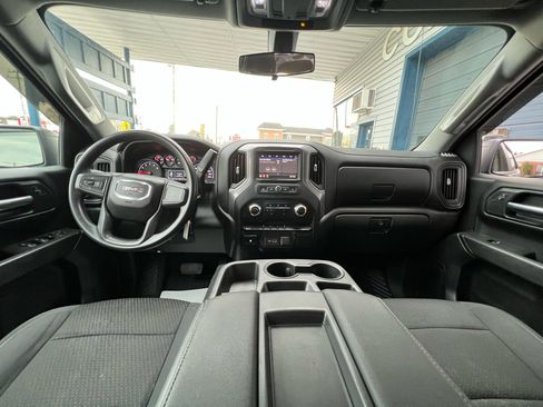 Used 2021 GMC Sierra 1500 1500 w/ Sierra Value Package image 12