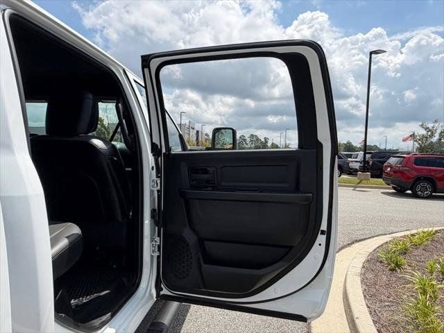 Certified 2024 RAM 2500 Tradesman w/ Chrome Appearance Group AWD/4WD image 51
