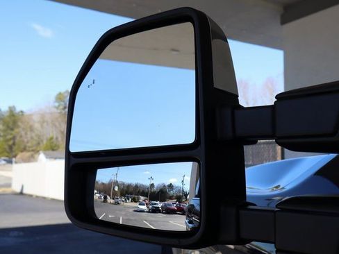 Used 2025 Ford F450 Lariat w/ Chrome Package image 14