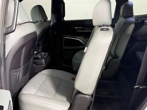 Used 2023 Kia Telluride SX X-Pro AWD/4WD image 29