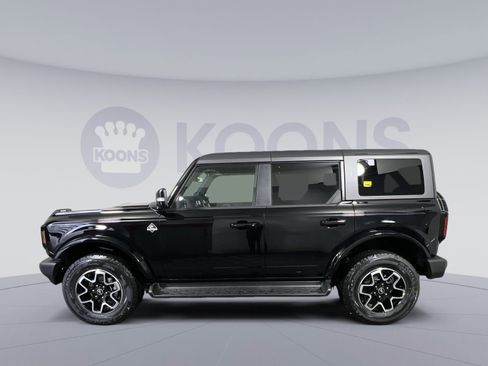 New 2025 Ford Bronco Outer Banks image 2