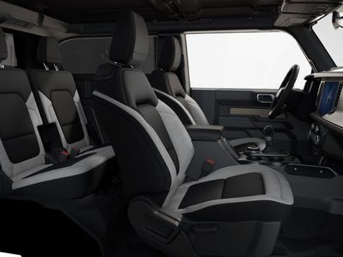 New 2025 Ford Bronco 2-Door w/ Sasquatch Package image 30