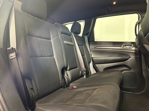 Used 2016 Jeep Grand Cherokee Laredo w/ Quick Order Package 23E AWD/4WD image 27