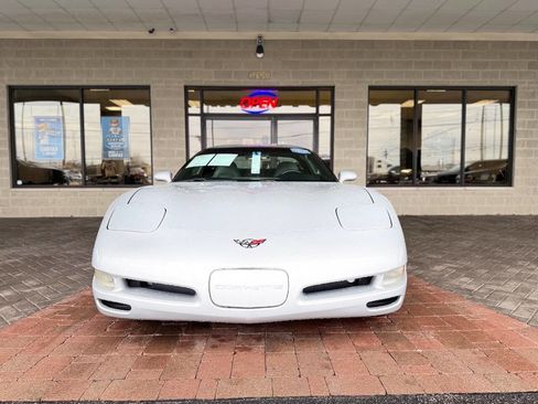 Used 1998 Chevrolet Corvette Coupe image 15
