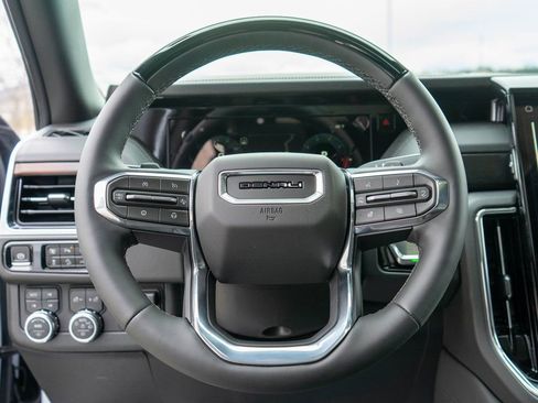 New 2026 GMC Yukon XL Denali w/ Denali Reserve Package image 19