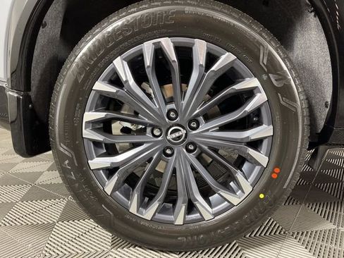 New 2026 Nissan Rogue Platinum image 15