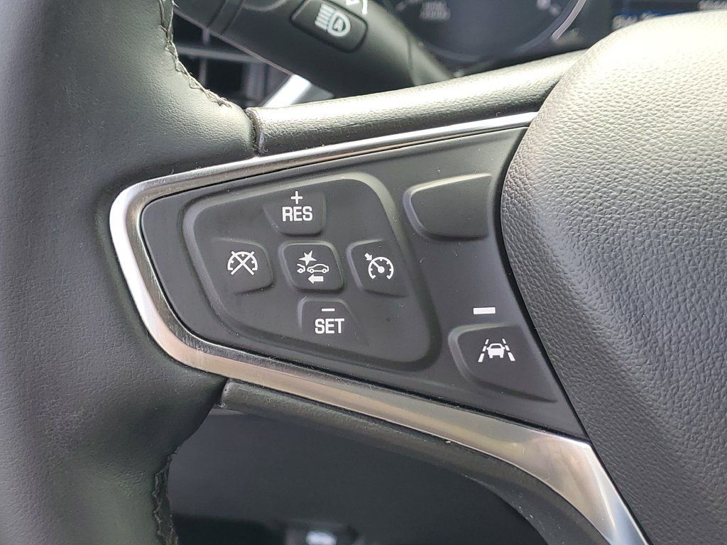 Used 2024 Chevrolet Equinox LT w/ LPO, Floor Liner Package FWD image 9
