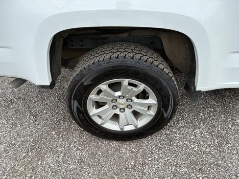 Used 2022 Chevrolet Colorado LT w/ Fleet Safety Package image 10