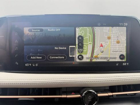 Used 2023 Nissan Ariya FWD image 17