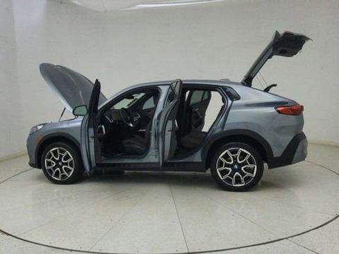 Used 2025 BMW X2 xDrive28i image 73