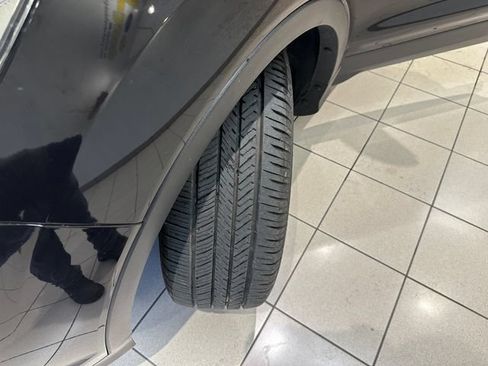 Used 2019 Ford Escape SE FWD image 1