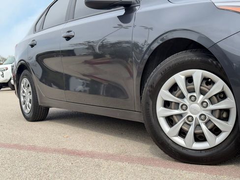 Used 2023 Kia Forte LX FWD image 2