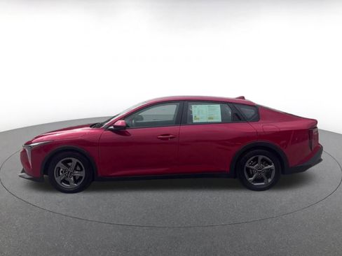 Used 2025 Kia K4 LXS image 9