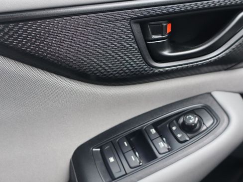 Used 2020 Subaru Legacy 4D SEDAN w/ Alloy Wheel Package image 17