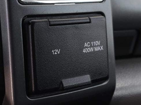 Used 2021 Ford F250 XLT w/ XLT Premium Package AWD/4WD image 46