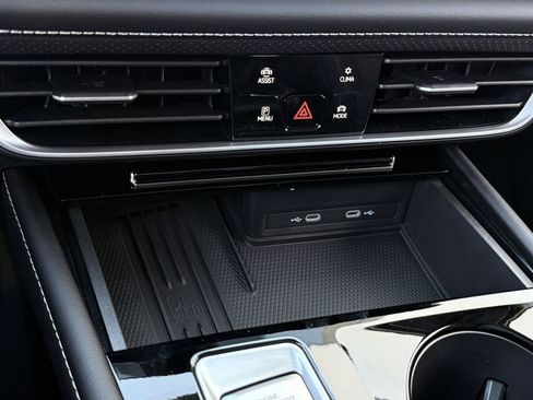 New 2026 Volkswagen Atlas SE image 17